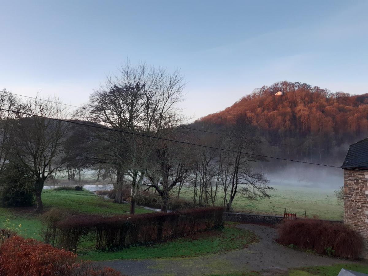Bed & Breakfast Vallee De L'Ourthe Marcourt Exterior foto